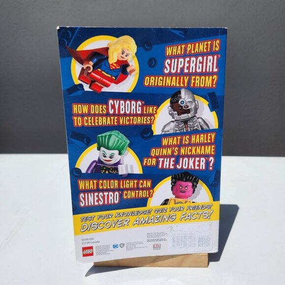 LEGO DC Comics Super Heroes Ultimate Quiz Book Paperback Brain Teaser Riddles Fa - Picture 2 of 9